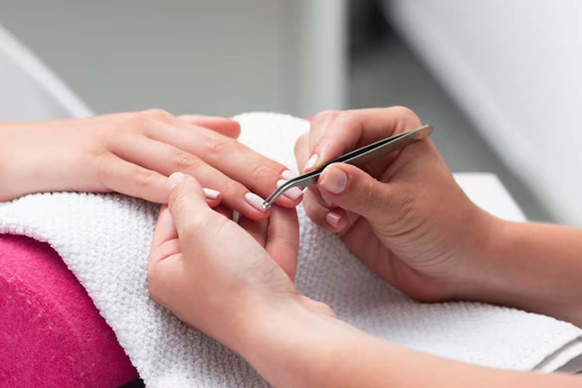 What Services Should a Good Nail Salon Offer?