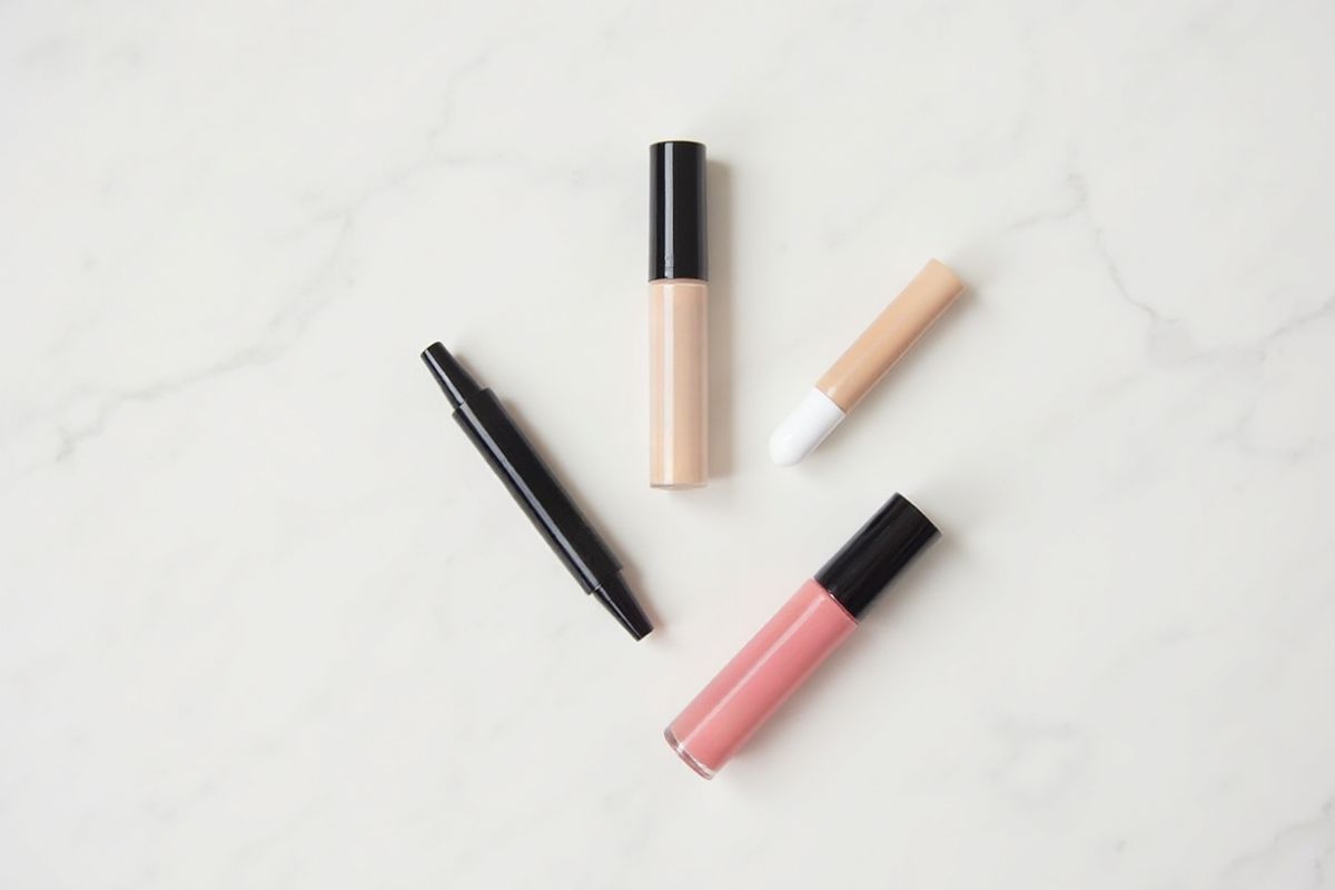 minimal makeup 1