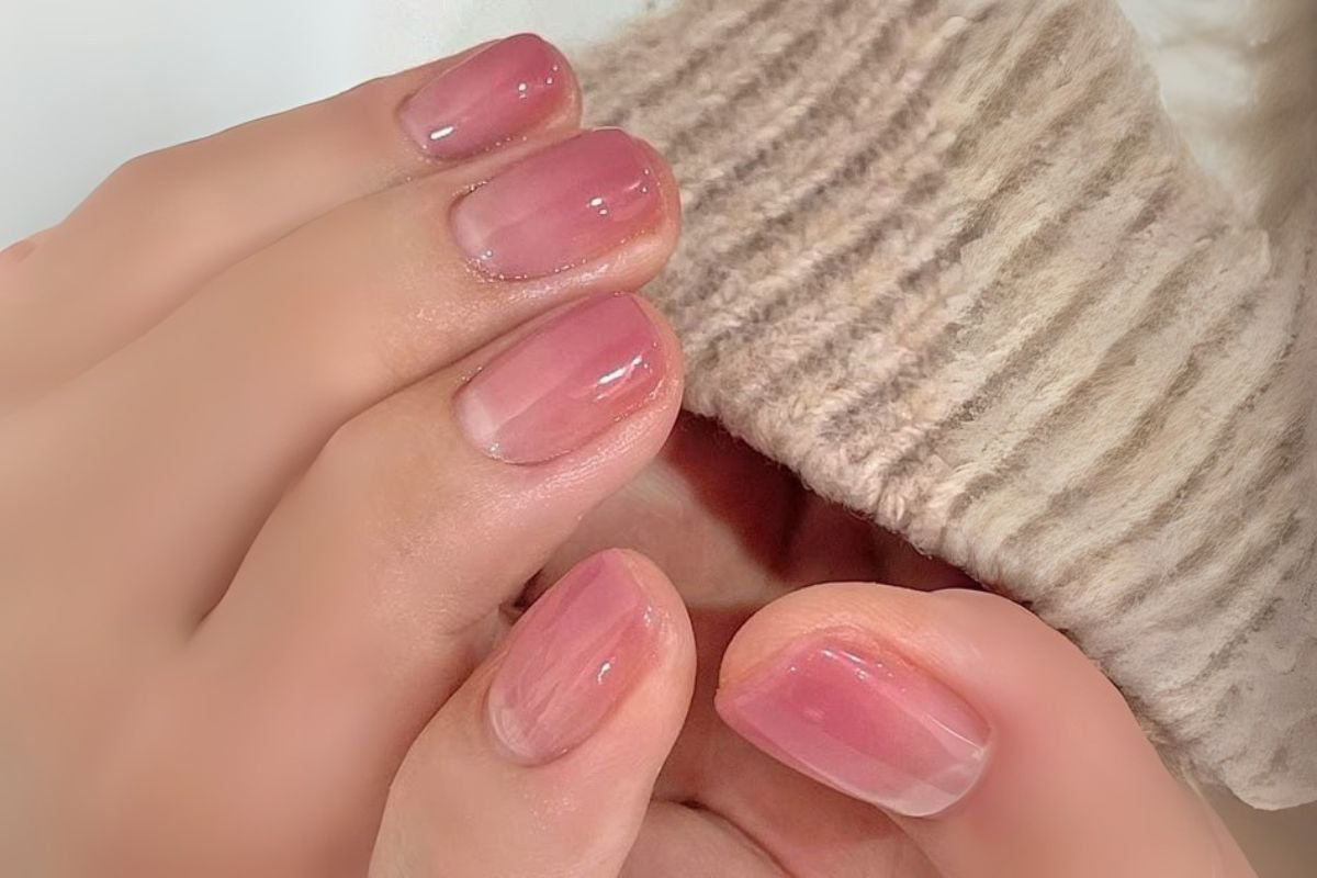 rose water nails winter trend