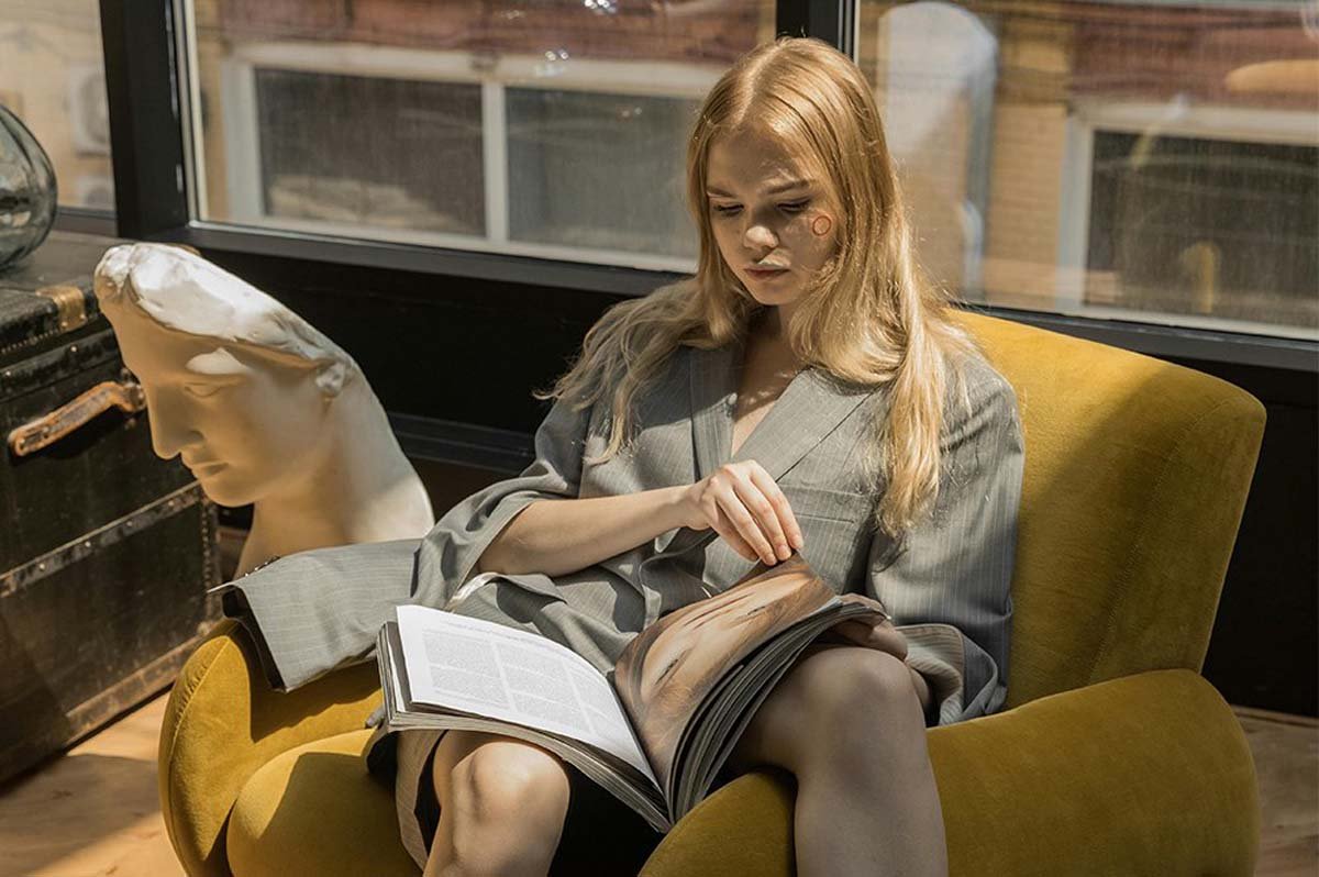 Beyond-the-Runway-How-Fashion-Journal-is-Shaping-Fashion-Discourse-in-the-Digital-Age