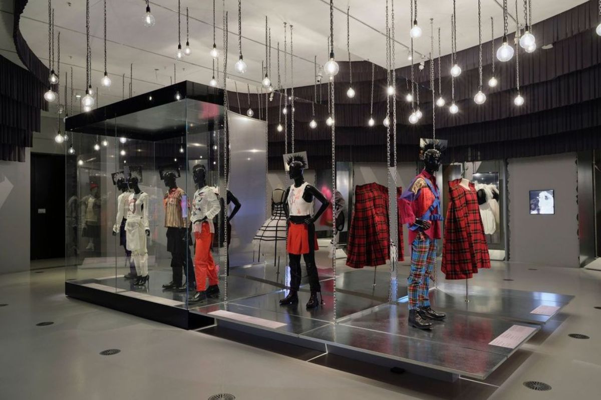 Kawakubo”: A Historic Fusion of Two Fashion Revolutionaries