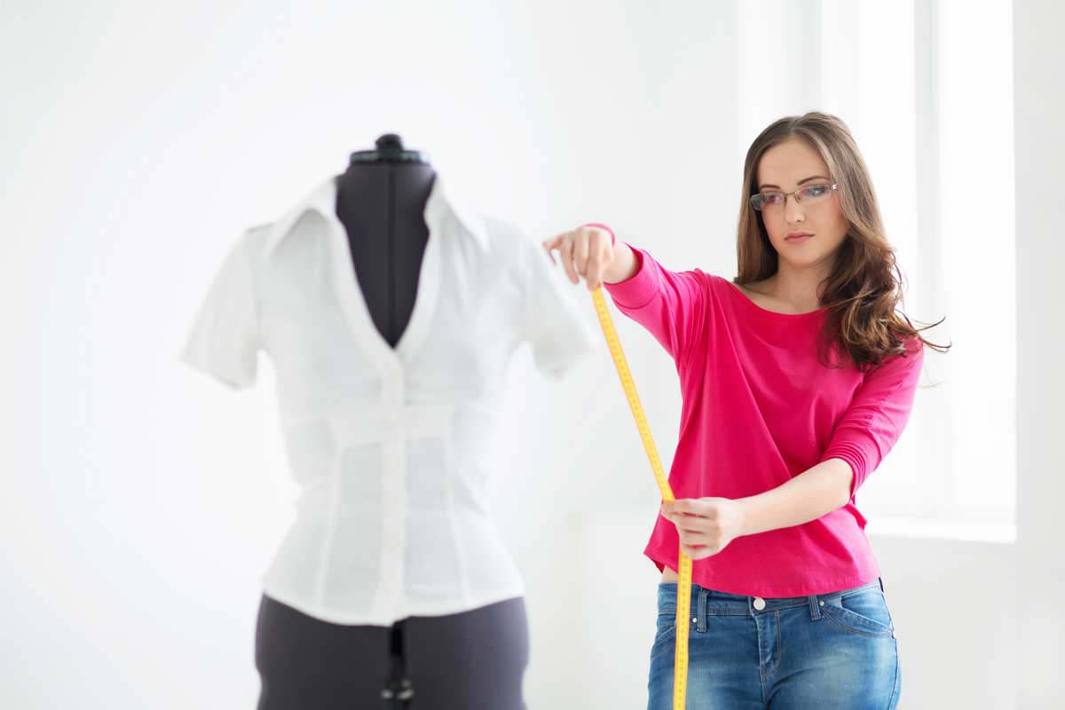 Petite vs. Slim: Why We’re Still Confused About Petite Sizing in 2025