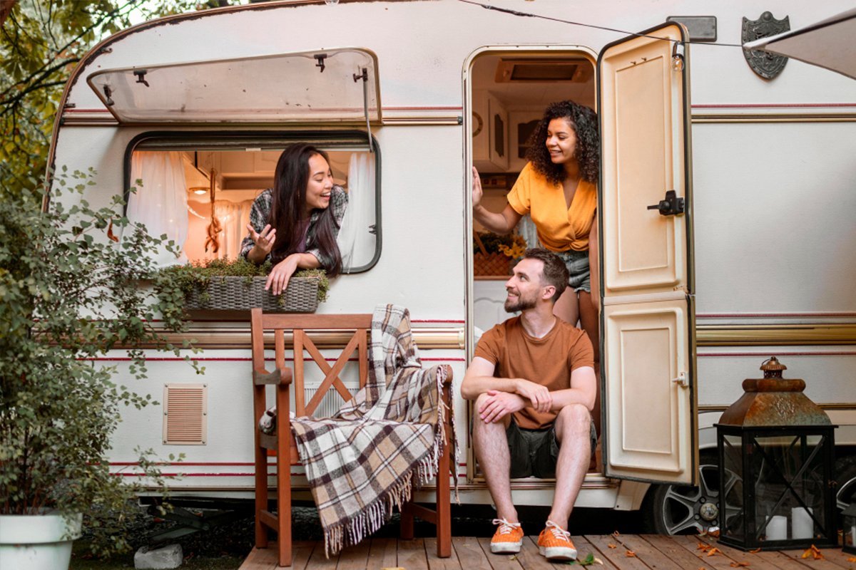 Why Choose an Australian Made Hybrid Caravan